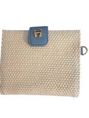 Etienne Aigner Woven Straw Blue Faux Leather BiFold Wallet Logo Compact NWOT REA